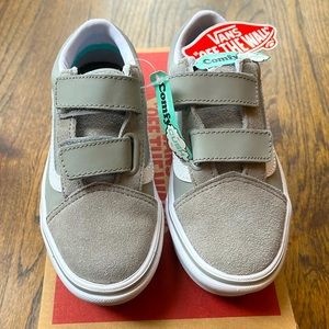 NWT Vans grey kids shoe. Size 13